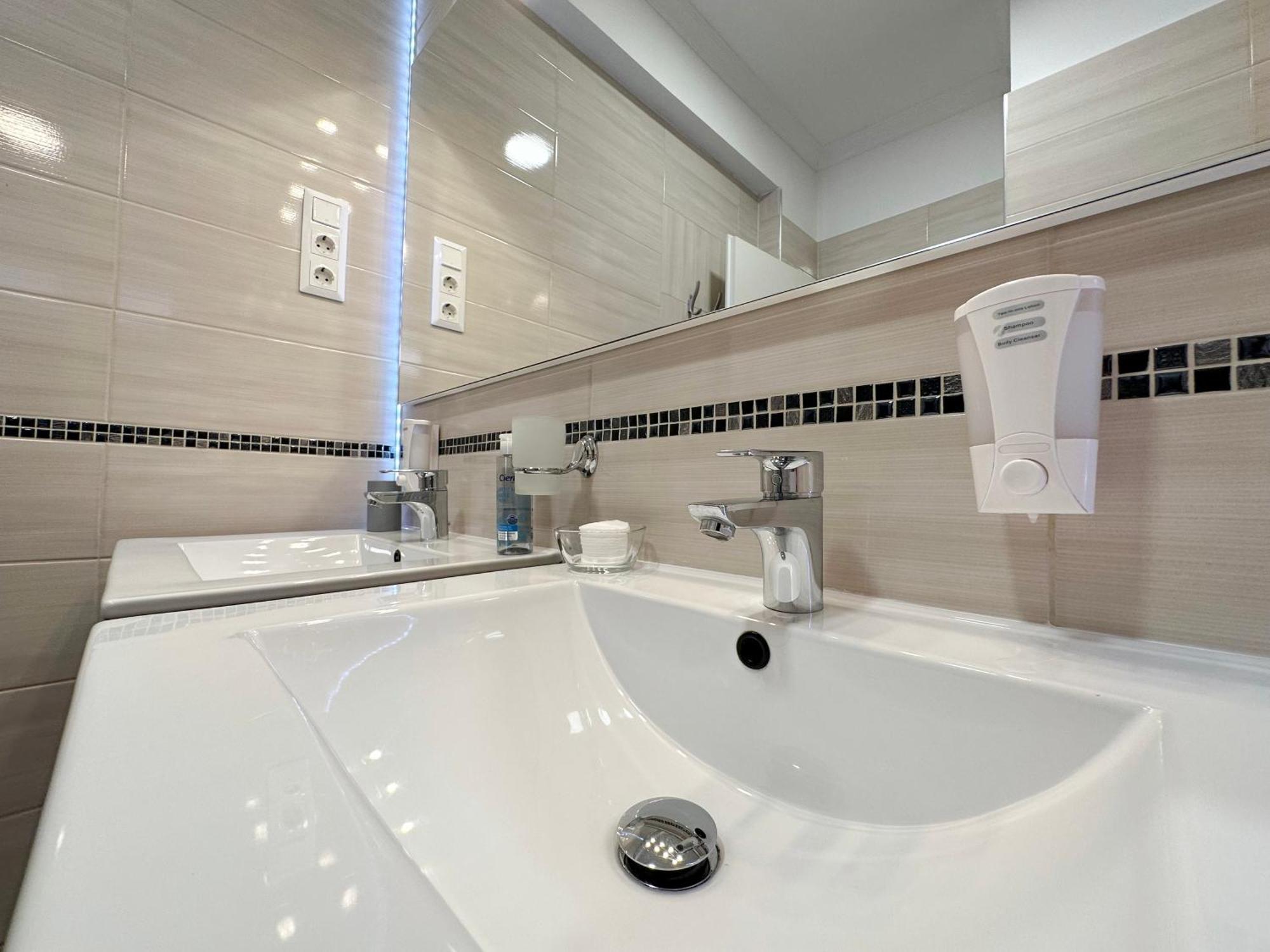 Asboth Taylor Apartment Budapest Bagian luar foto